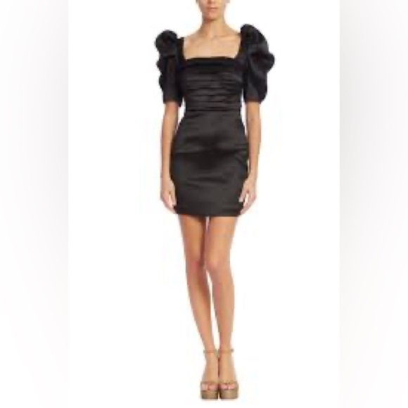 Jewel Badgley Mischka Pleated Black Mini Dress with Puff Sleeve dress size 0 - Picture 1 of 8